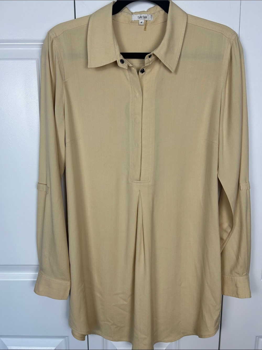 Tyler Boe Light Mustard Silk Long-Sleeve Tunic Blouse with Snap Front Size M